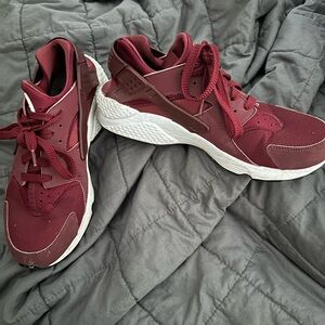 Maroon color sneakers had for a few years but little to no wear